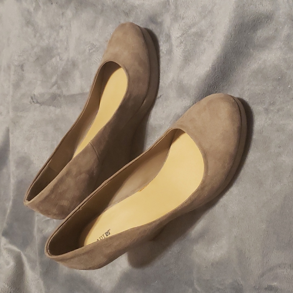 APT.9® High Heels